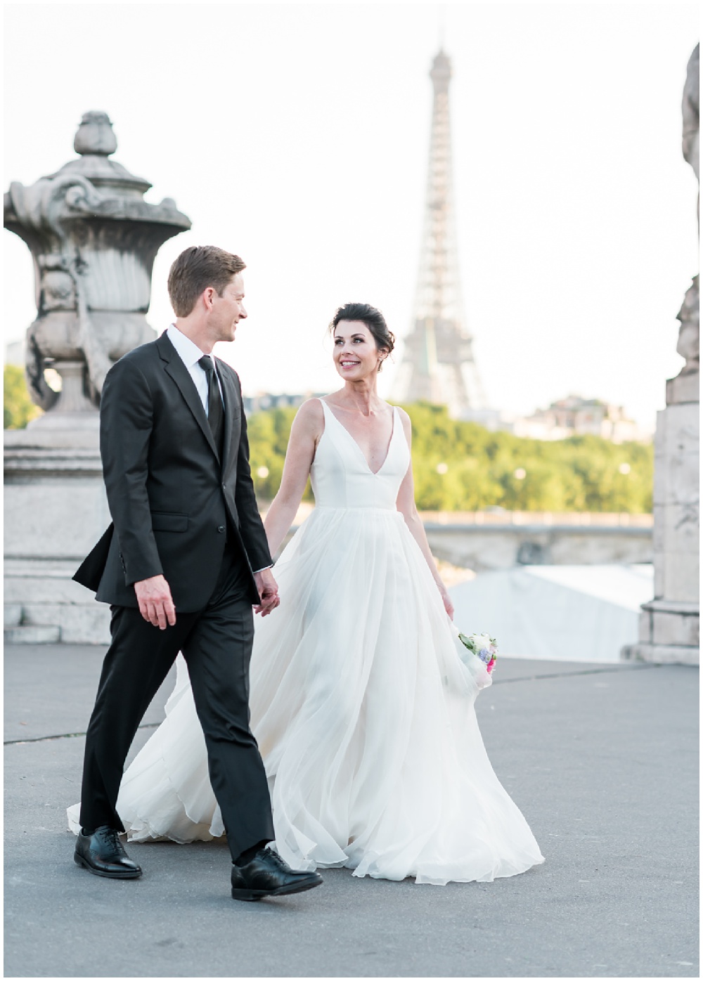 Paris wedding photographer, elopement in Paris, France wedding photographer