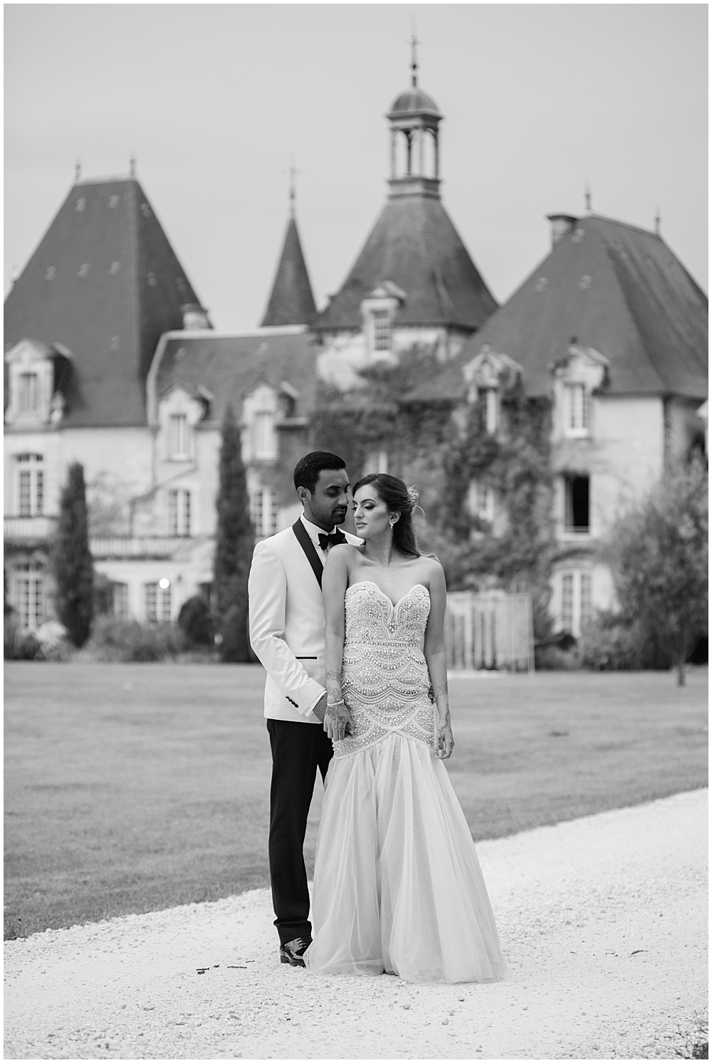 Indian Wedding France, Chateau Le Mas de Montet, french chateau wedding, wedding photographer, 