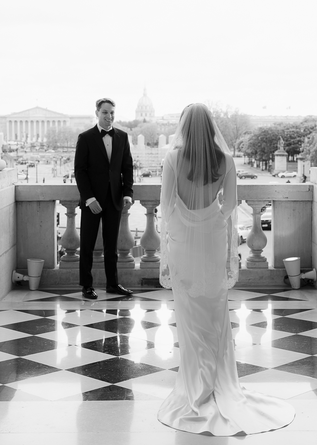 Intimate Wedding at Hotel de Crillon, Paris wedding Venue, Paris Wedding, Paris wedding Photographer, first look,