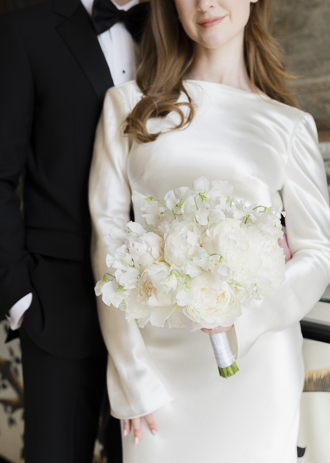 Intimate Wedding at Hotel de Crillon, Paris wedding Venue, Paris Wedding, Paris wedding Photographer, Intimate wedding Paris, small wedding paris,