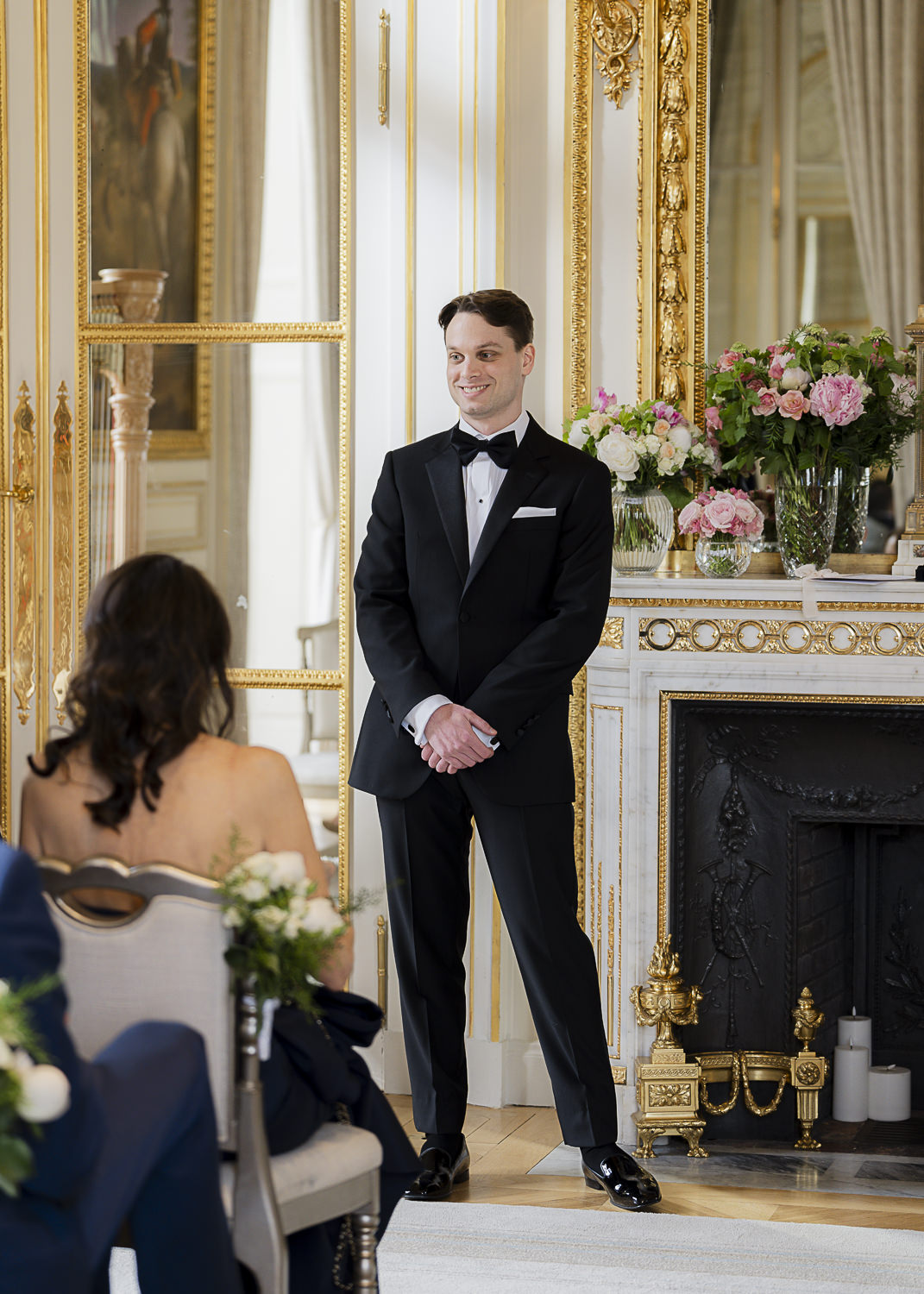 Intimate Wedding at Hotel de Crillon, Paris wedding Venue, Paris Wedding, Paris wedding Photographer, Intimate wedding Paris, small wedding paris,