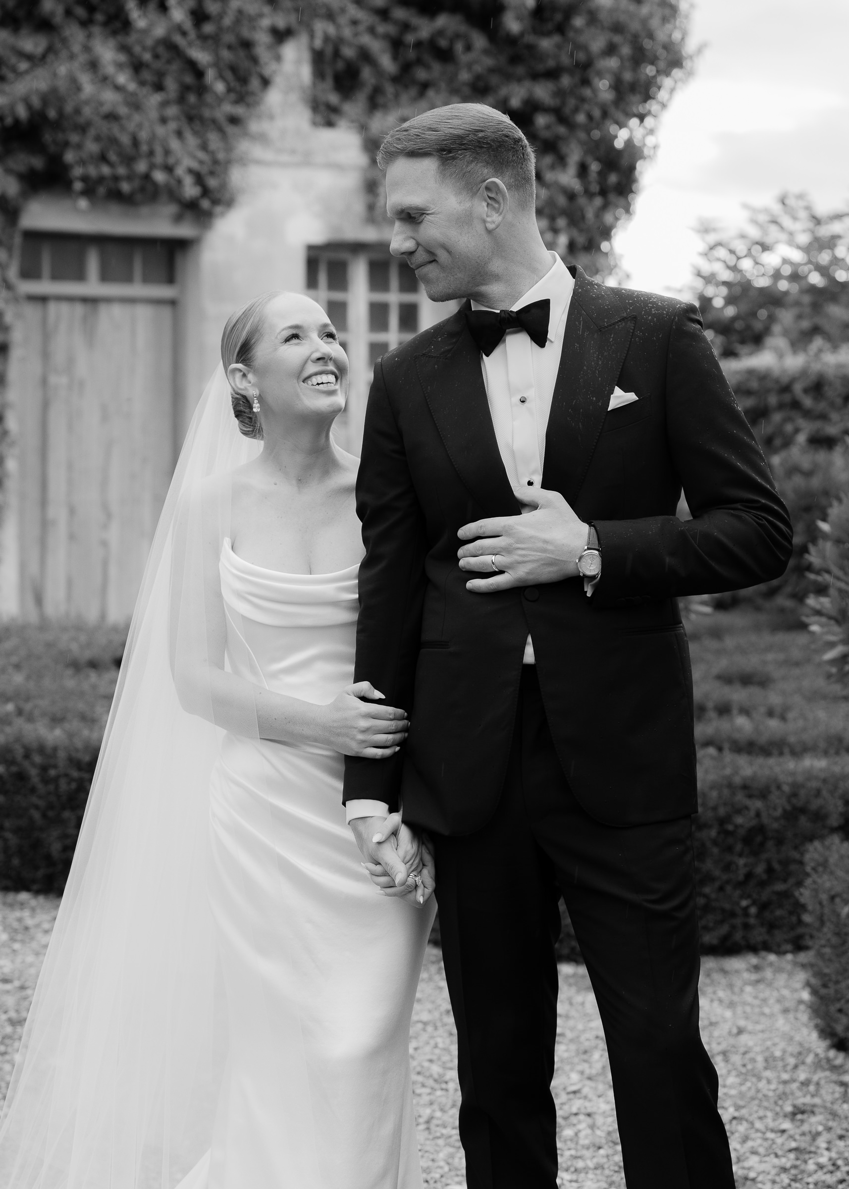Romantic couple portraits in the gardens of Château Villette, Paris wedding photographer