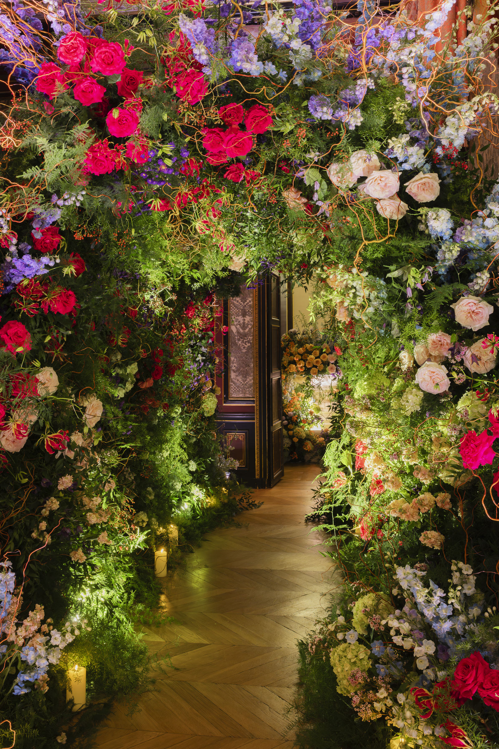 hotel d'evreux floral tunnel paris wedding