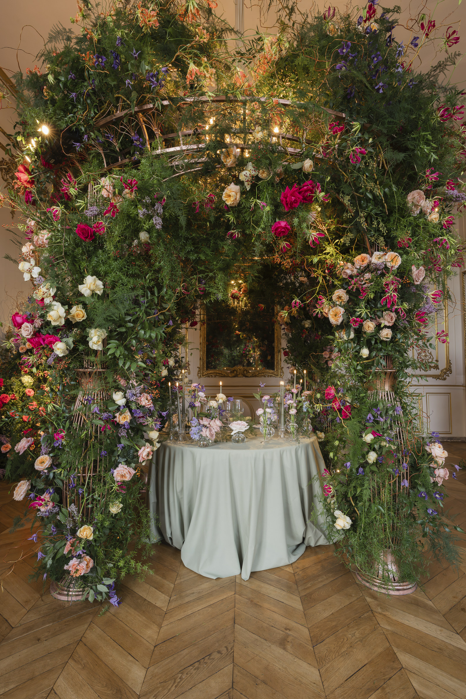 hotel d'evreux floral wedding event design paris, top table, elopement wedding design,