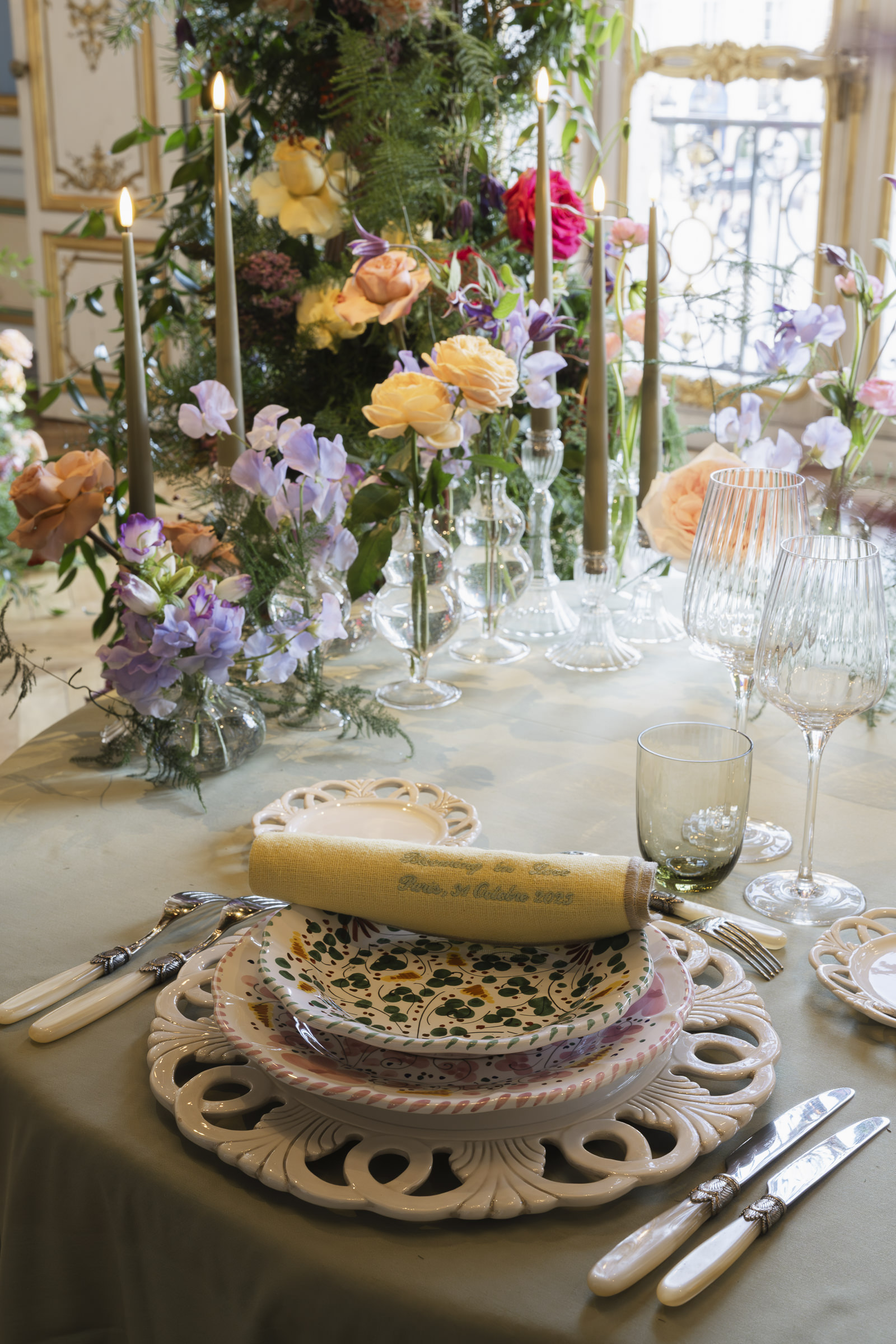 hotel d'evreux Paris spring wedding design, table design,