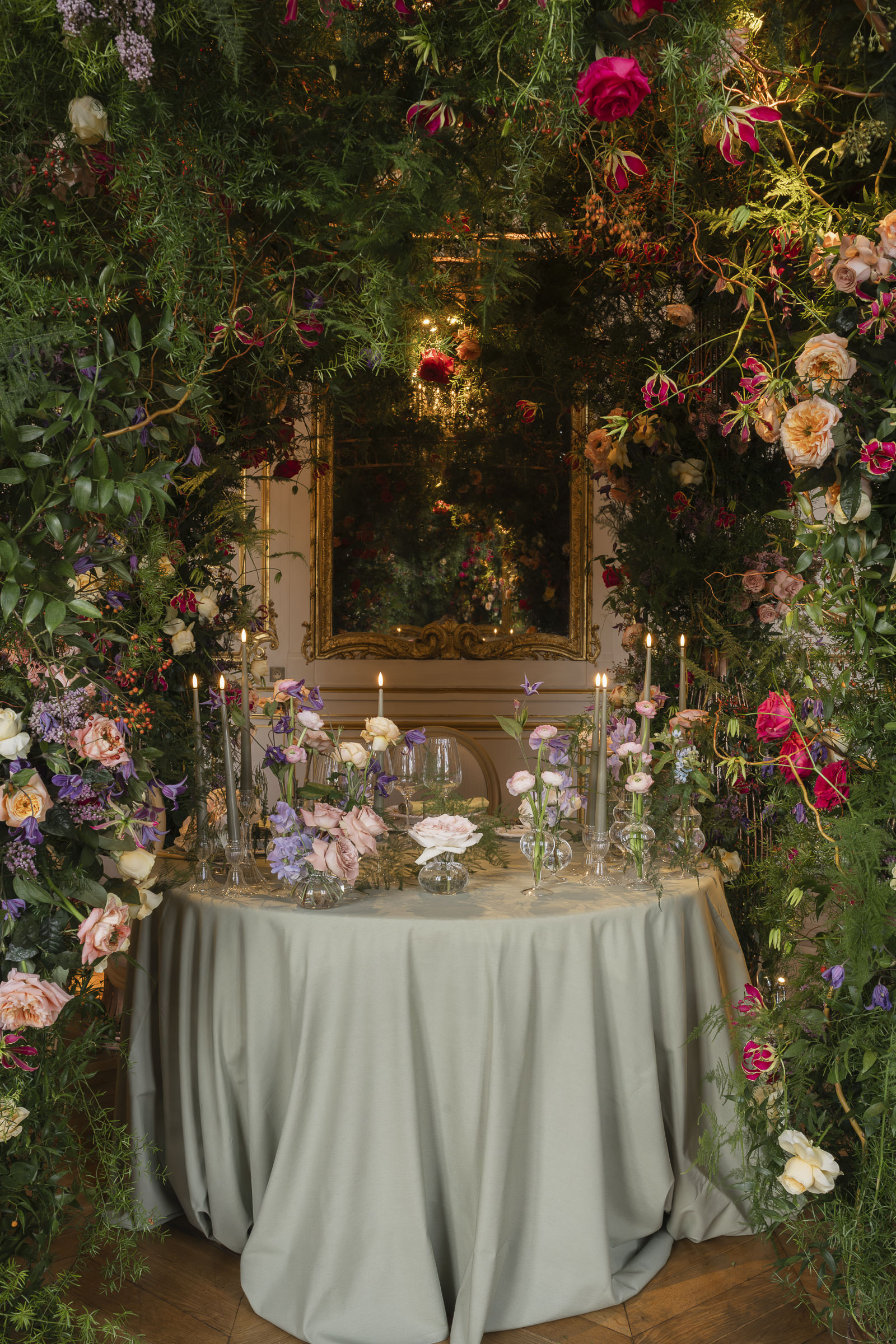 hotel d'evreux floral wedding event design paris, top table, elopement wedding design,