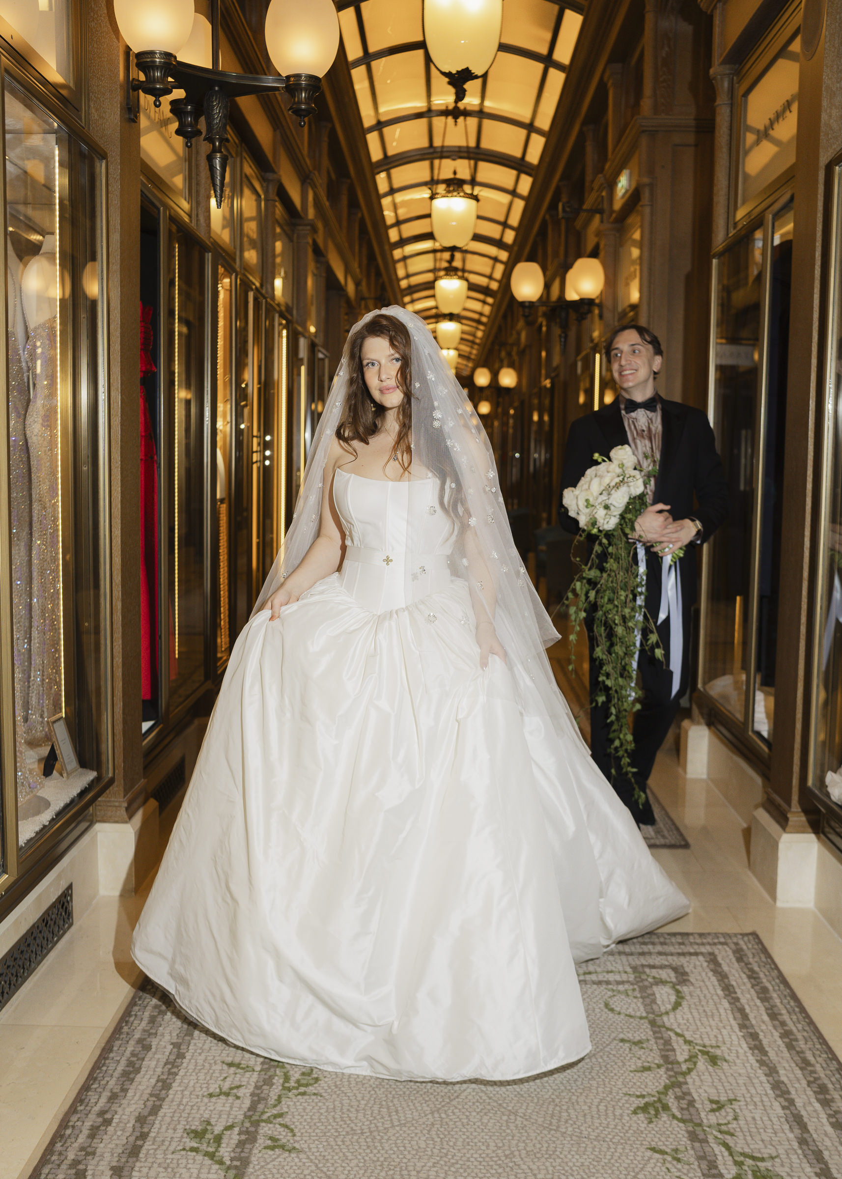 Paris wedding couple portraits with warm autumn tones
