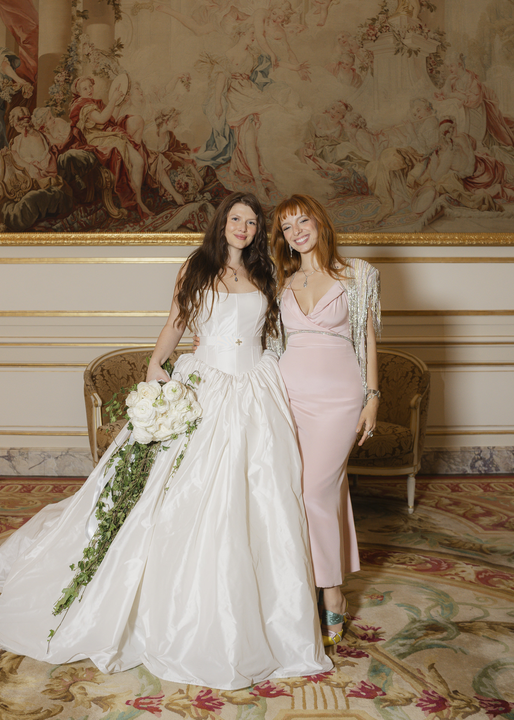 Elegant group photo with friends at the Ritz Paris wedding