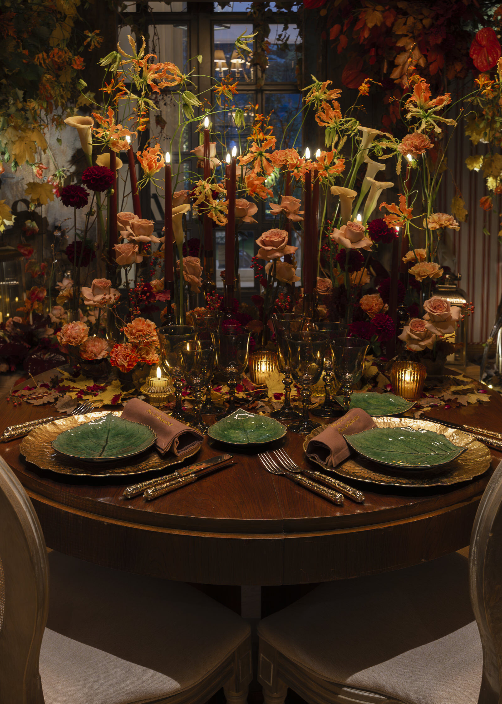 le bristol paris wedding, autumn floral design, event design, Roni floral design, luxury wedding decor, table scape inspiration,